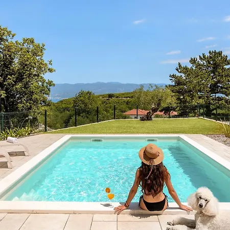 ヴィラ Isla Blue 3 Pool&welness Krk By Guide *