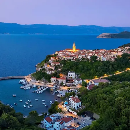 Isla Blue 3 Pool&welness Krk By Guide Vrbnik (Primorje-Gorski Kotar)